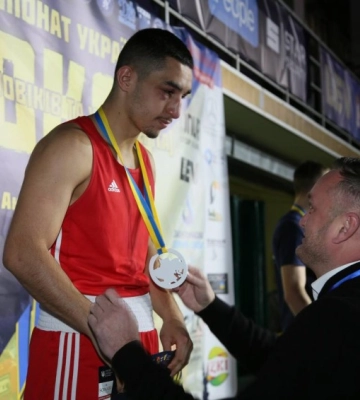Кропивничанин Бозорбой Матякубов завоював &quot;срібло&quot; чемпіонату України з боксу (ФОТО)
