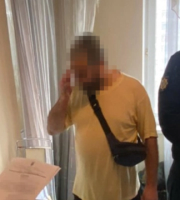 СБУ оголосила підозру київському блогеру, який влаштовував провокації проти військових