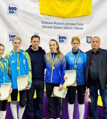 Миколаївські фехтувальники здобули медалі на кадетському Чемпіонаті України