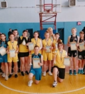 Баскетболісти Свалявської ДЮСШ здобули срібло та бронзу на чемпіонаті Закарпаття