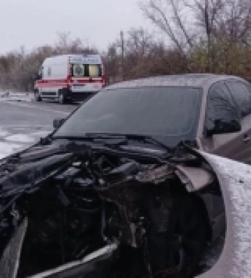 На Миколаївщині встановлюють обставини аварії за участі двох автомобілів