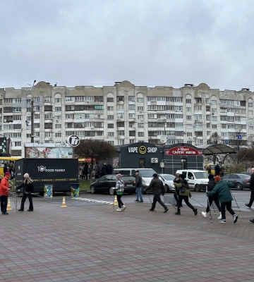 У Луцьку провели безкоштовний майстер клас зі скандинавської ходьби