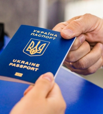 Вже понад три десятки ЦНАПів області надають паспортні послуги