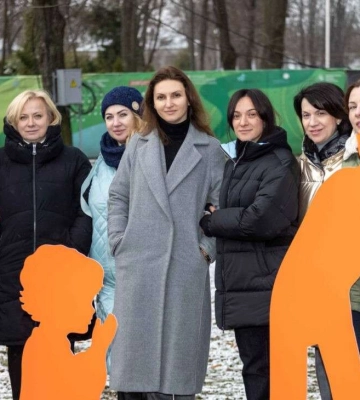 Дитина завжди в епіцентрі домашнього насильства: у Дніпрі представили тематичну інсталяцію