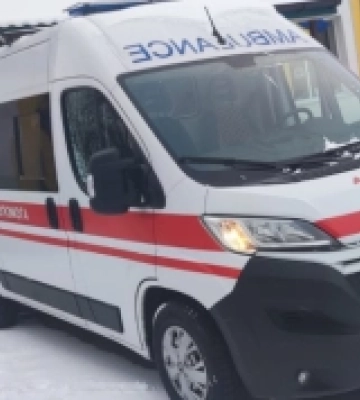 На Волині жінка народила двійню в авто швидкої допомоги
