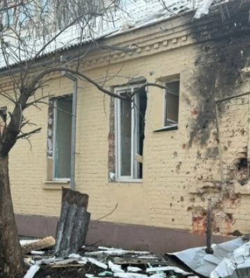 РФ обстріляла Нікопольщину з важкої артилерії: поранена жінка, пошкоджені житлові будинки