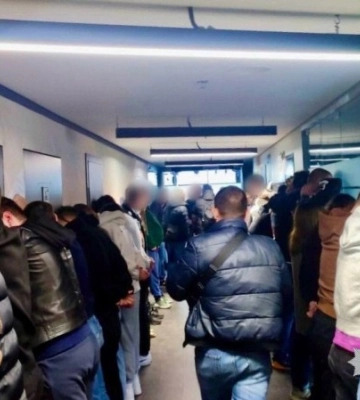 Виманювали гроші у людей: на Одещині викрили шахрайський кол-центр