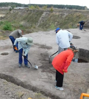 Цьогоріч полтавські археологи відібрали до колекції понад 50 старовинних предметів