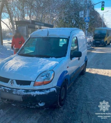 У Кропивницькому зіштовхнулися маршрутка та легковик 