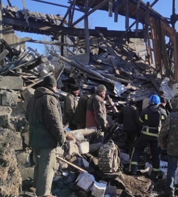 Війська РФ завдали удару по підприємству в Донецькій області: четверо поранених