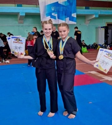 Юні кікбоксери з Вараша – призери Чемпіонату України