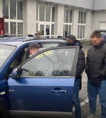 Предпринимателю объявили подозрение за попытку подкупа командующего ОСГВ Одесса