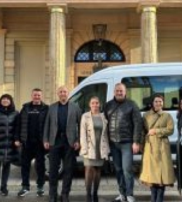 Із Німеччини повернулися з подарунками