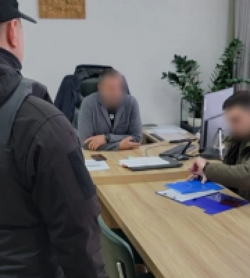На Бориспільщині голова сільради купив автомобіль для тероборони за завищенною у два рази ціною