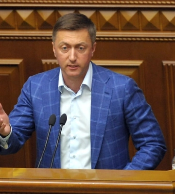 Нардеп, якого закрили у СІЗО, наростив заробітки на дорогах