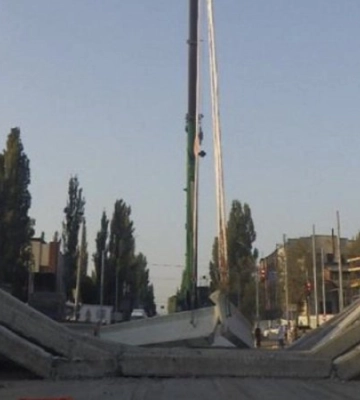 В Києві продовжили термін реконструкції Дегтярівського шляхопроводу