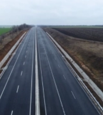 На усіх трасах Одещини зняли обмеження руху транспорту