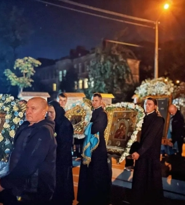 Вісім чудотворних ікон з різних монастирів возять Рівненщиною Вісім чудотворних ікон з різних монастирів возять Рівненщиною
