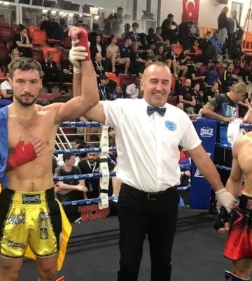 Мешканець Львівщини став віцечемпіоном світу з кікбоксингу