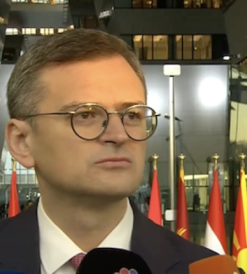 У Брюсселі відбулося перше засідання Ради Україна-НАТО на рівні МЗС: &quot;глухого кута немає&quot;, країна здаватися не збирається