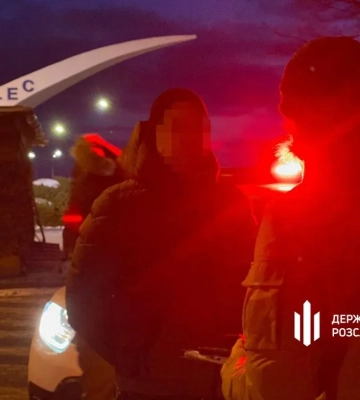 Разоблачена схема незаконного присвоения земель дамбы Киевской ГЭС