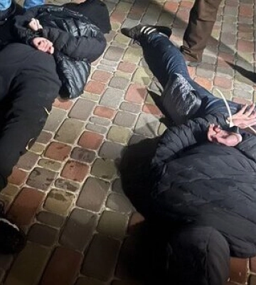 Бандити намагалися захопити в Києві паркувальний бізнес. Їх викрили. ФОТОрепортаж