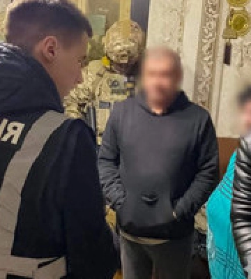 Правоохоронці викрили рейдерську банду, яка захоплювала паркувальні майданчики у Києві 