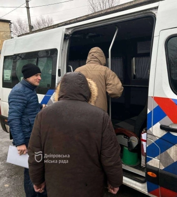 У Дніпрі безхатченкам допомагають повернутися до нормального життя