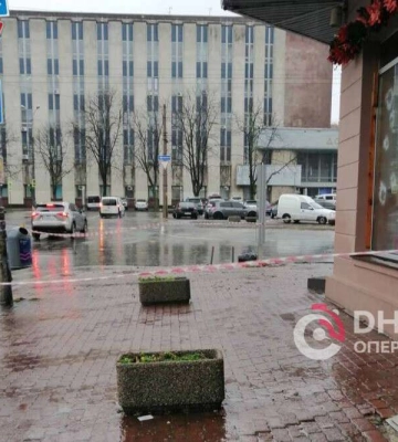 У Дніпрі на проспекті Дмитра Яворницького обвалився балкон