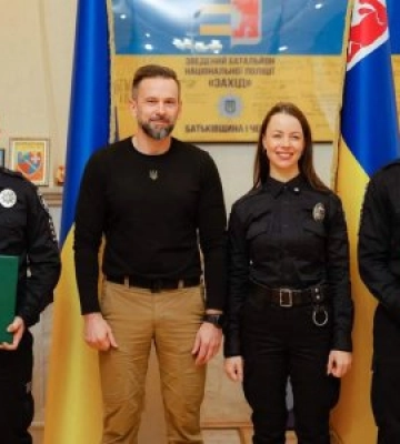 Віктор Микита - голова Закарпатської ОДА привітав і відзначив наших патрульних з нагоди 8-ї річниці з дня створення Управління&amp;hellip;