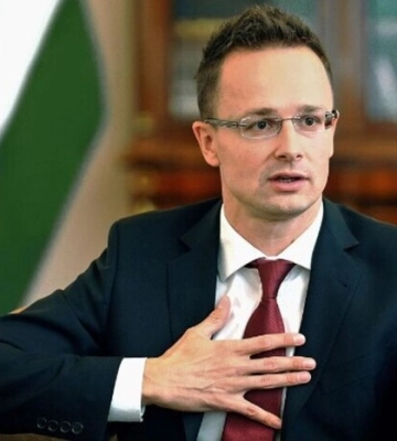 Сійярто: Угорщина ніколи не надаватиме Україні військову допомогу