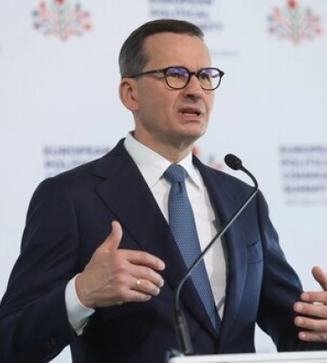 Польща проситиме ЄС відновити систему дозволів на вантажні перевезення для України - Моравецький
