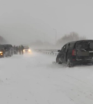 На Полтавщині сталася масштабна ДТП, під час якої невідомий автомобіль збив людину (ФОТО)