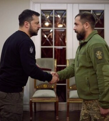 Президент нагородив військових, які здійснюють наступальні операції на півдні