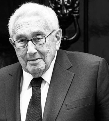 Умер экс-госсекретарь США Киссинджер - СМИ