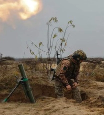На Куп'янському напрямку та поблизу Бахмута тривають важкі бої - Сирський