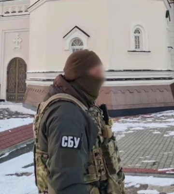 В Почаевскую лавру СБУ пришла с обысками - СМИ