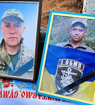 В Миколаєві поховали двох братів, які загинули на війні з російськими агресорами