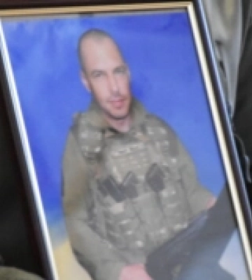 У Луцьку попрощалися із полеглим військовим Олександром Барановим