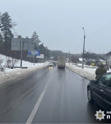 Під колесами автомобіля в Черкасах опинився пішохід