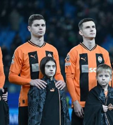 Зіркова компанія. Футболіст Шахтаря опинився у команді найкращих гравців туру Ліги чемпіонів