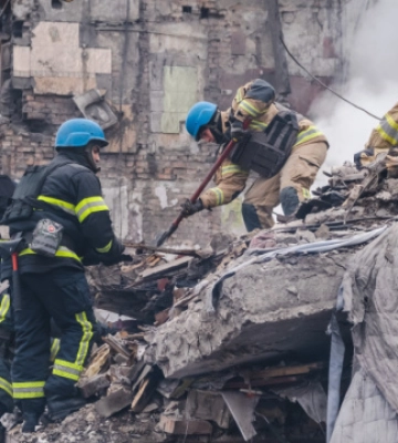 У Новогродівці на Донеччині з-під завалів дістали тіло ще одного загиблого