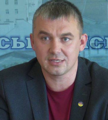 Директор департаменту інфраструктури Сум, якого підозрюють у отриманні хабара, повернувся на посаду