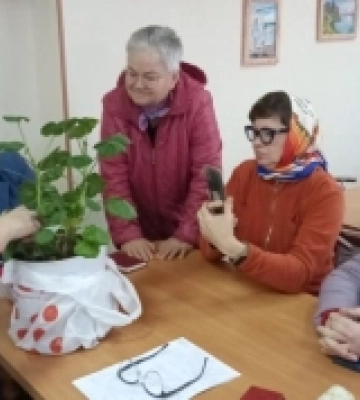 У територіальному центрі на Одещині працює клуб «Садівництво та флористика»