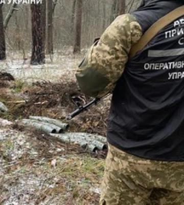 Под Харьковом нашли вражеский склад: какие &quot;подарки&quot; оставили россияне, фото