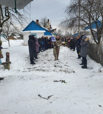На Волині попрощались із загиблим Героєм Сергієм Медведюком