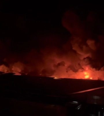 Пожежа на ринку в Ростові, вибух у Кропивницькому: головне за ніч