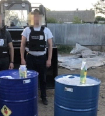 Військового з Одещини підозрюють у збуті пального свого підрозділу