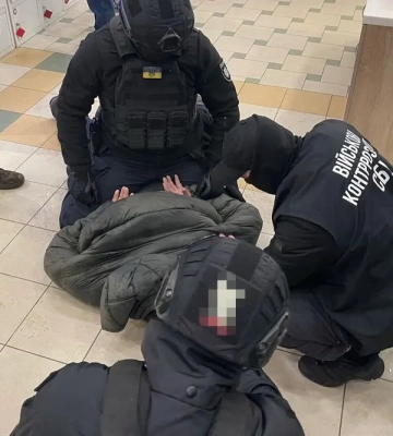 Затримано шахрая, який за гроші обіцяв &quot;повернути з полону&quot; загиблого бійця