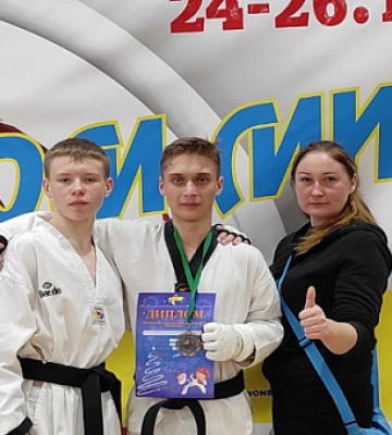 Спортсмени з Кривого Рогу вибороли призові місця на турнірі з тхеквондо